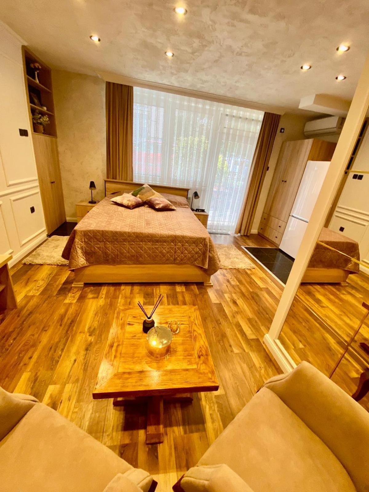 Santa Barbara Apartment Белград Екстериор снимка